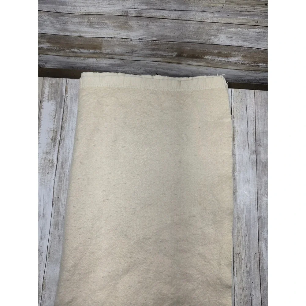 Vintage Cream Blanket Satin Trim Edge Off White 66x93 Heavy Weight Warm